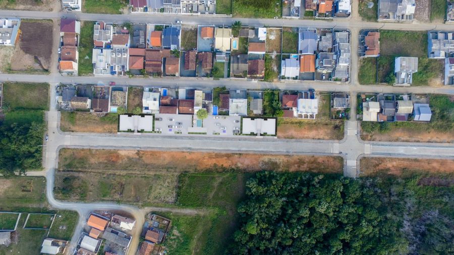 Apartamento à venda  no Itacolomi - Balneário Piçarras, SC. Imóveis