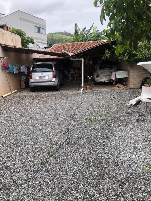 Casa à venda  no Barra - Balneário Camboriú, SC. Imóveis
